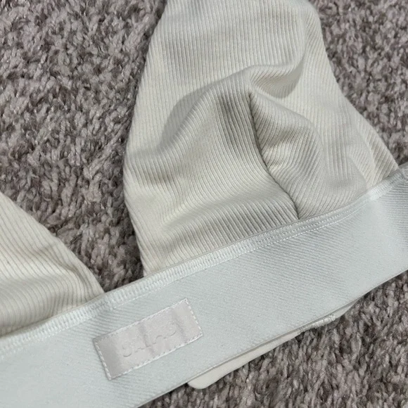 SKIMS Cotton Rib Plunge Bralette MEDIUM - Picture 5 of 7